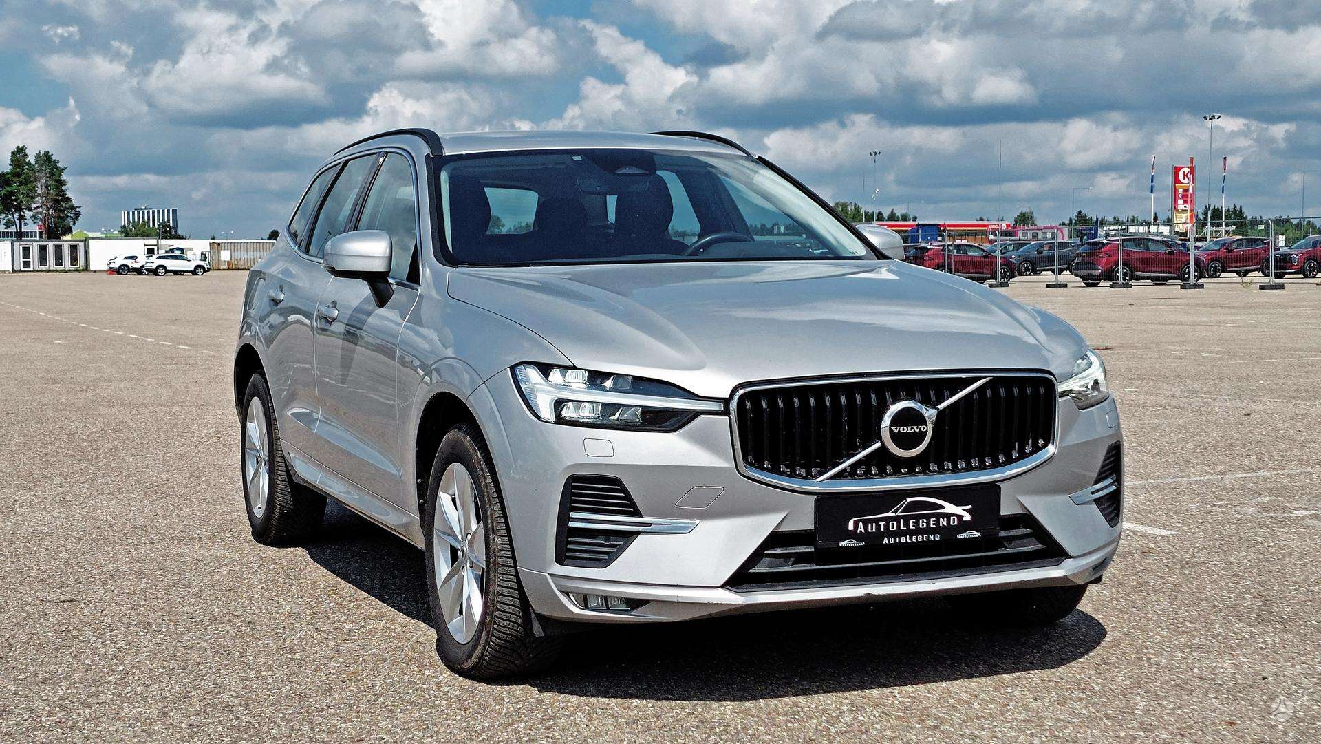 Volvo XC60 B5 2021 — прев’ю 2